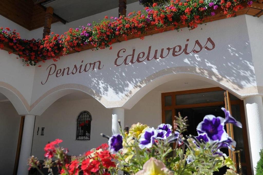 Edelweiss Bed & Breakfast